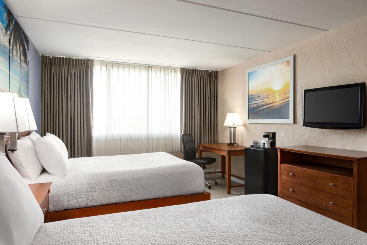 Double Room Two Queen Beds Tub Disability Access or Non Smoking,1706571598:JPEG